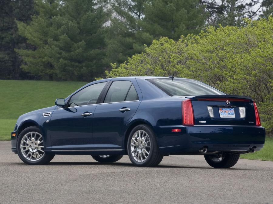  Cadillac STS 2009 года  (фото 18 из 24)